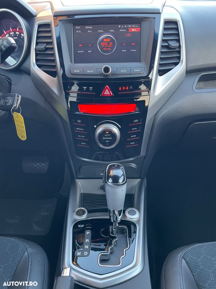 SsangYong Tivoli 1.6 STD Aut. - 18