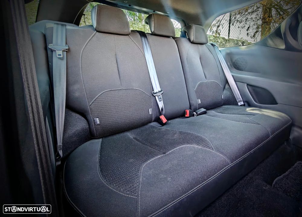 Citroën DS3 1.6 HDi Airdream Sport Chic - 16