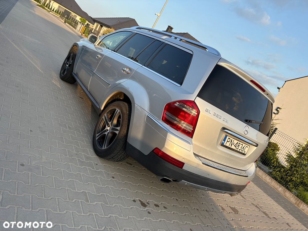 Mercedes-Benz GL 320 CDI - 12