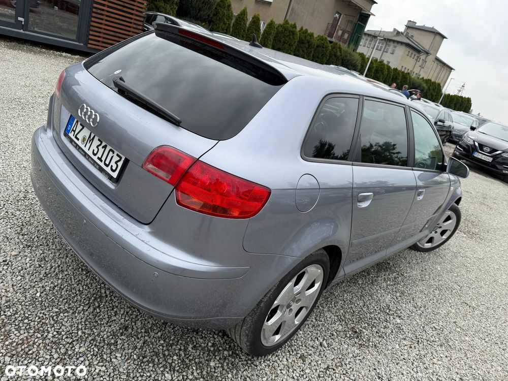 Audi A3 Sportback 1.6 S line Sportpaket plus - 21