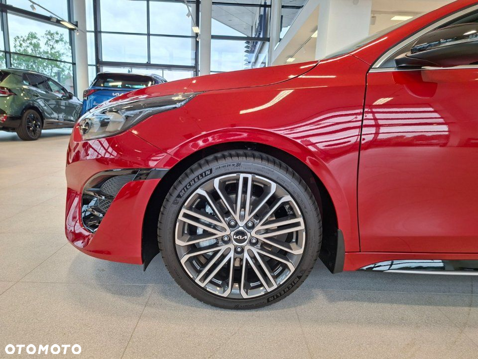 Kia ProCeed - 33