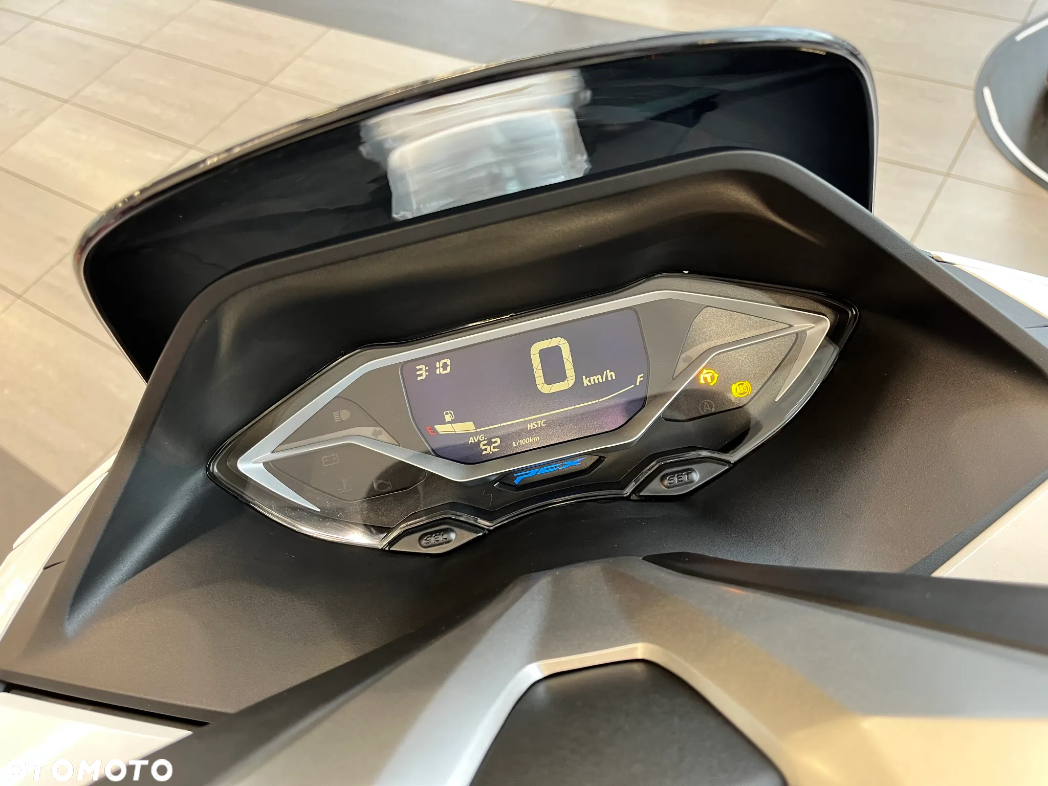 Honda PCX - 11