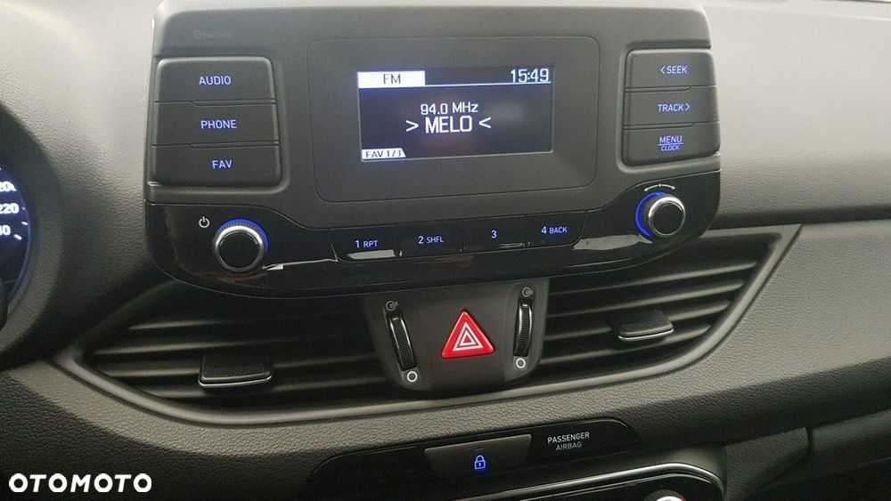 Hyundai i30 - 23