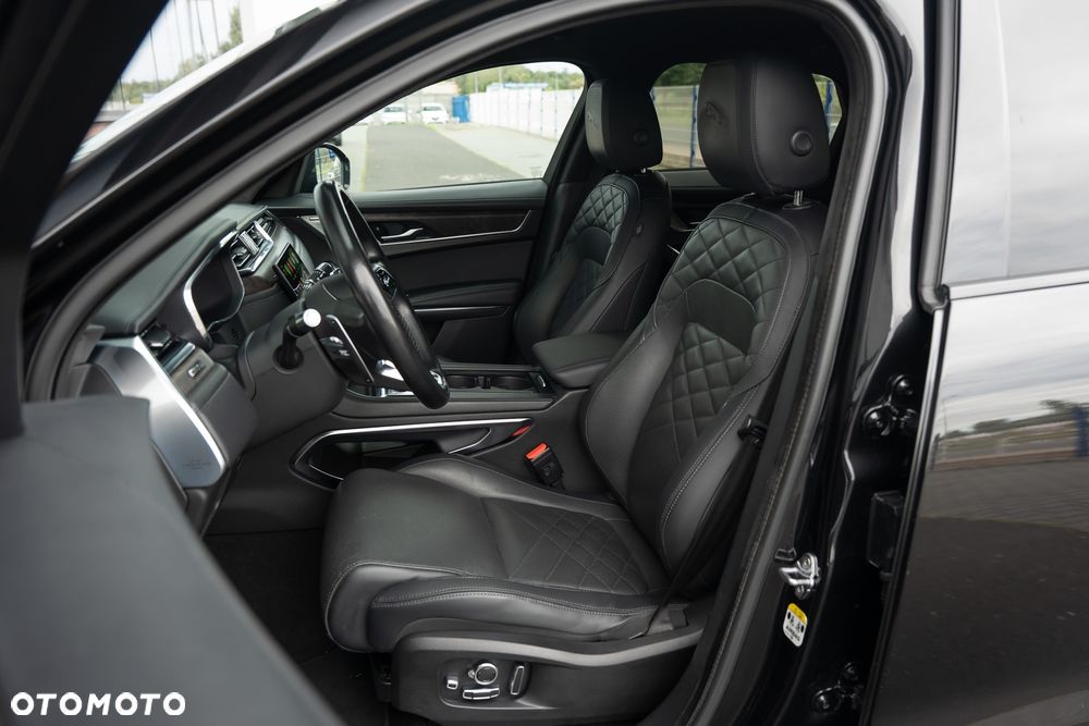 Jaguar F-Pace D200 AWD R-Dynamic HSE - 23