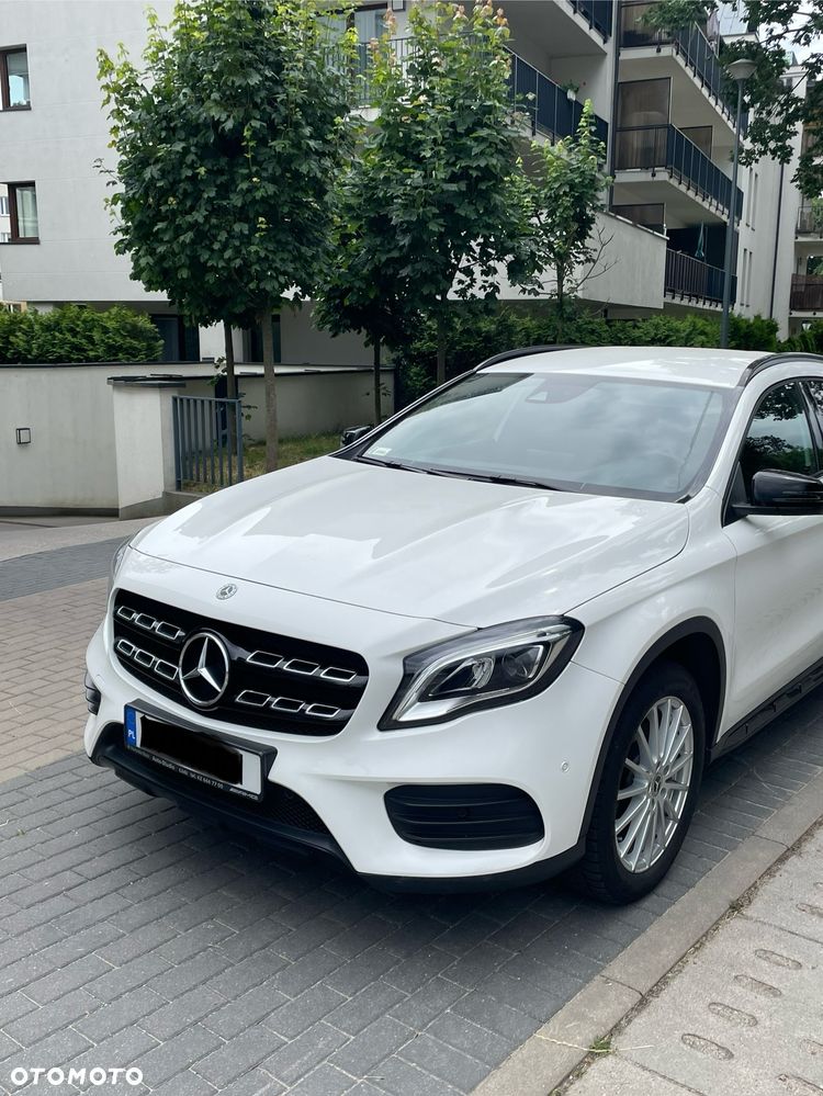 Mercedes-Benz GLA 220 4-Matic - 2