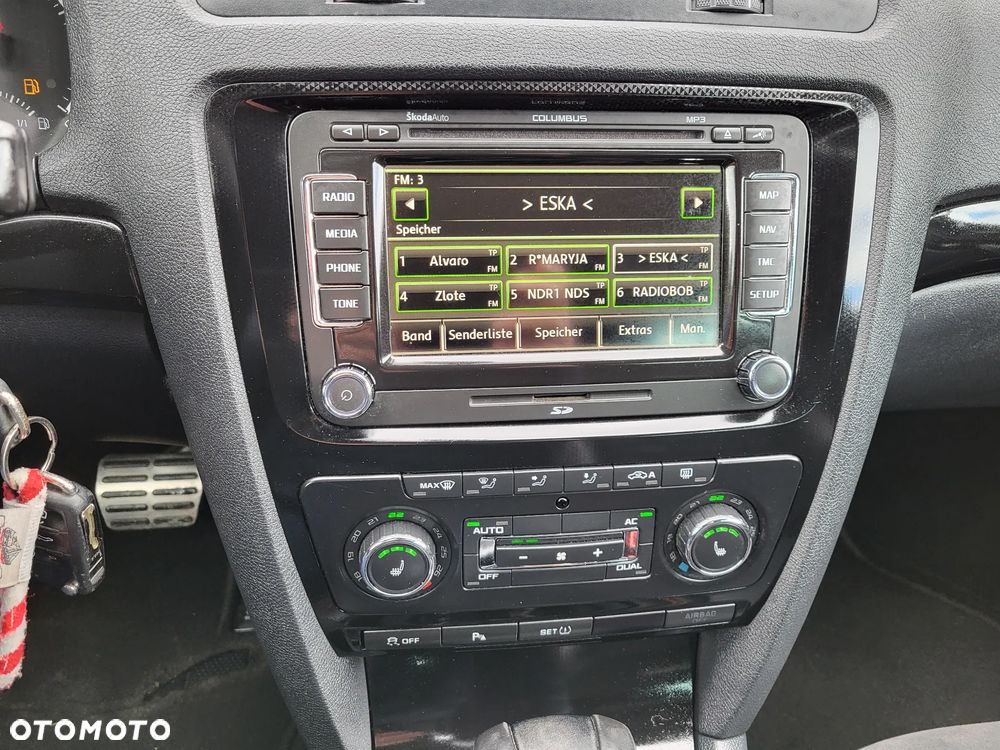 Skoda Octavia Combi 2.0 TDI DPF DSG RS - 14