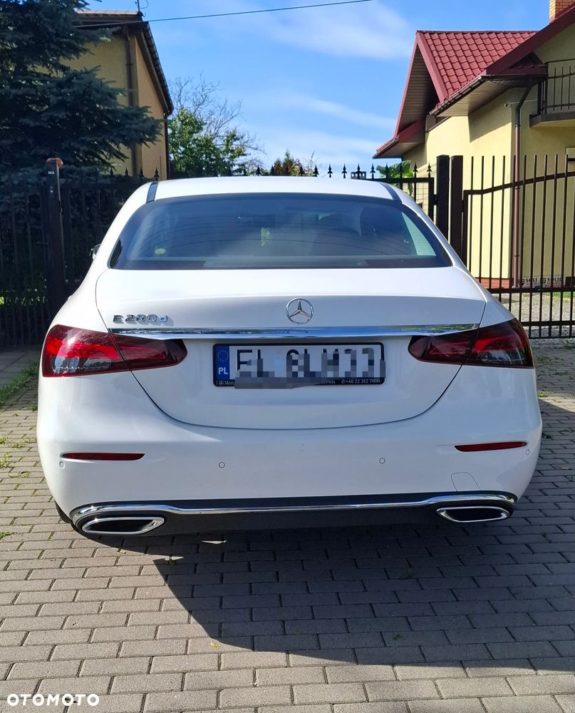 Mercedes-Benz Klasa E 200 d 9G-TRONIC - 5