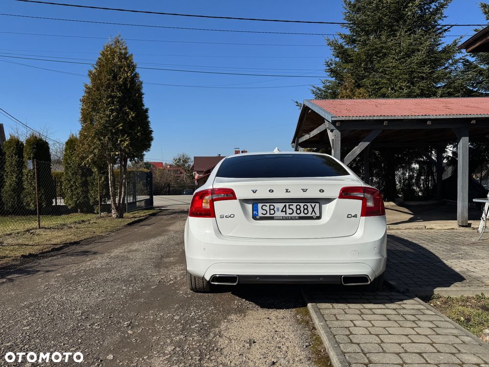 Volvo S60 D4 Drive-E Kinetic - 4