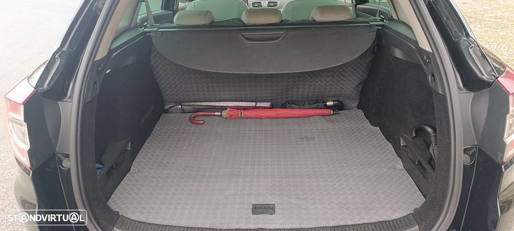 Renault Mégane Sport Tourer - 7