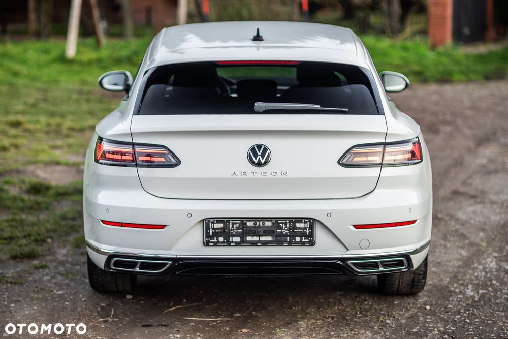 Volkswagen Arteon 2.0 TDI SCR DSG R-Line - 24