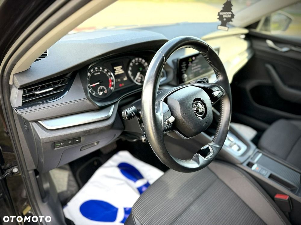 Skoda Octavia 2.0 TDI DSG Ambition - 20