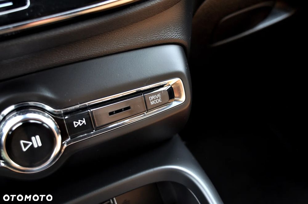 Volvo XC 40 - 32