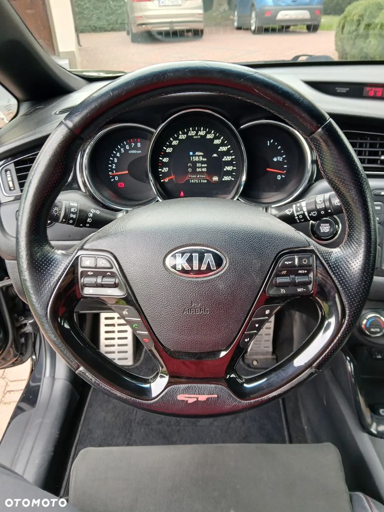 Kia Ceed 1.6 T-GDI GT - 13