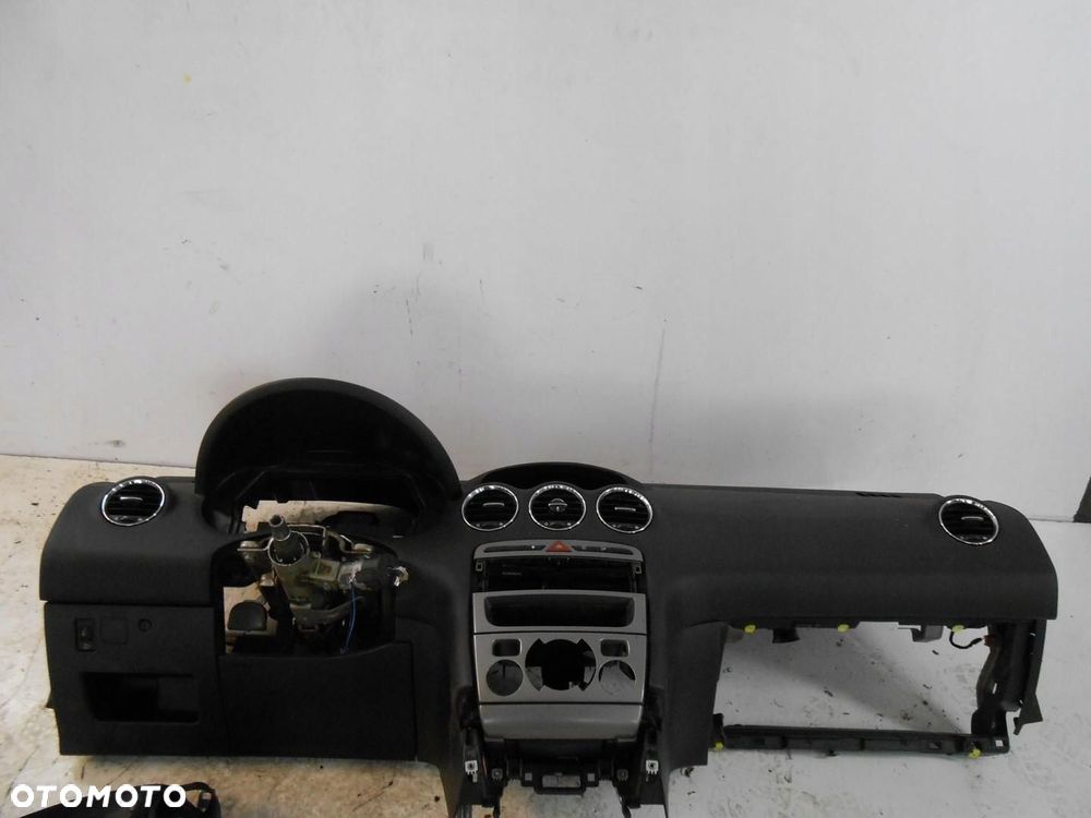 peugeot 308 deska konsola pasy # - 7