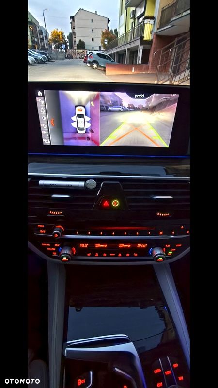 BMW Seria 5 520d xDrive Luxury Line - 24