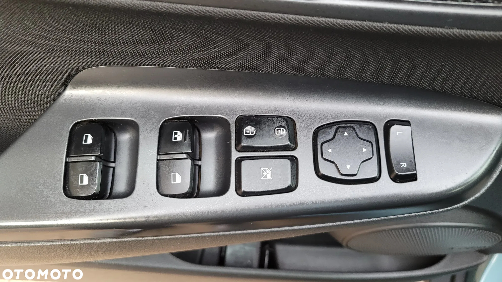 Hyundai Kona 1.6 T-GDI Premium DCT - 12