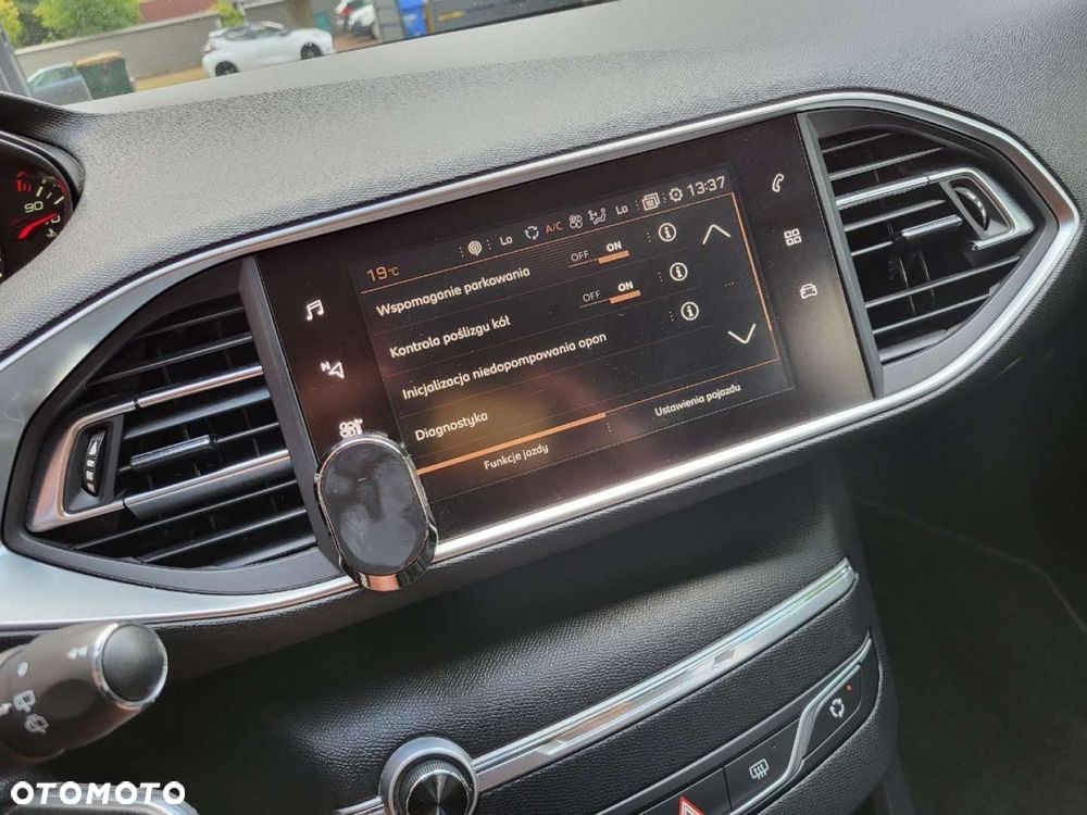 Peugeot 308 - 14