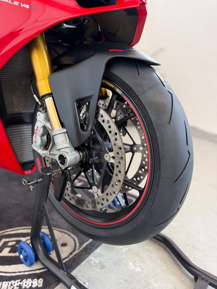 Ducati Panigale V4S - 13