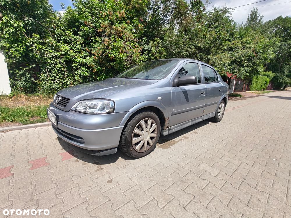 Opel Astra - 2