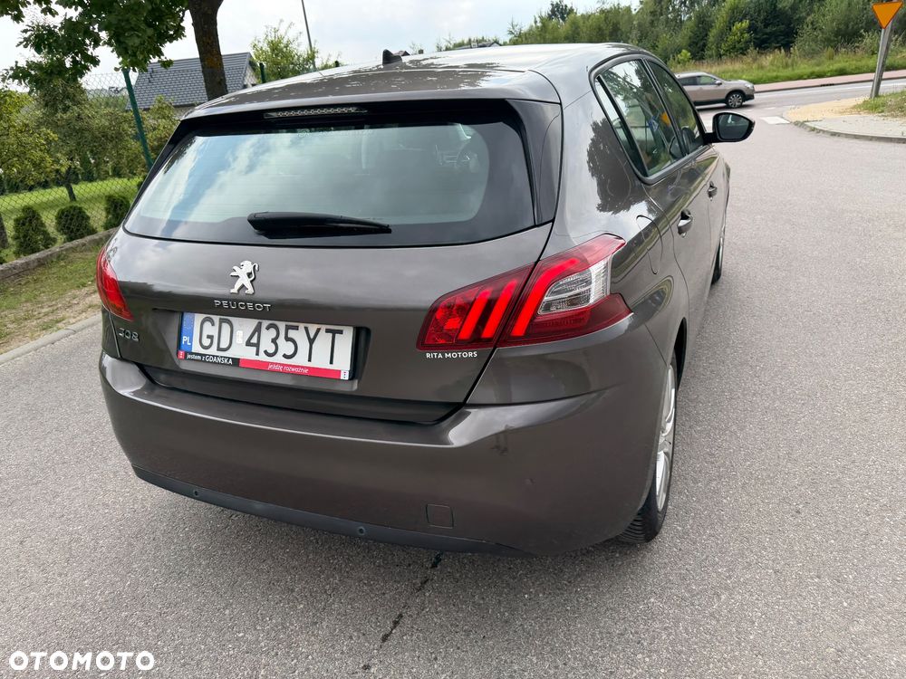 Peugeot 308 1.2 PureTech Style S&S - 17