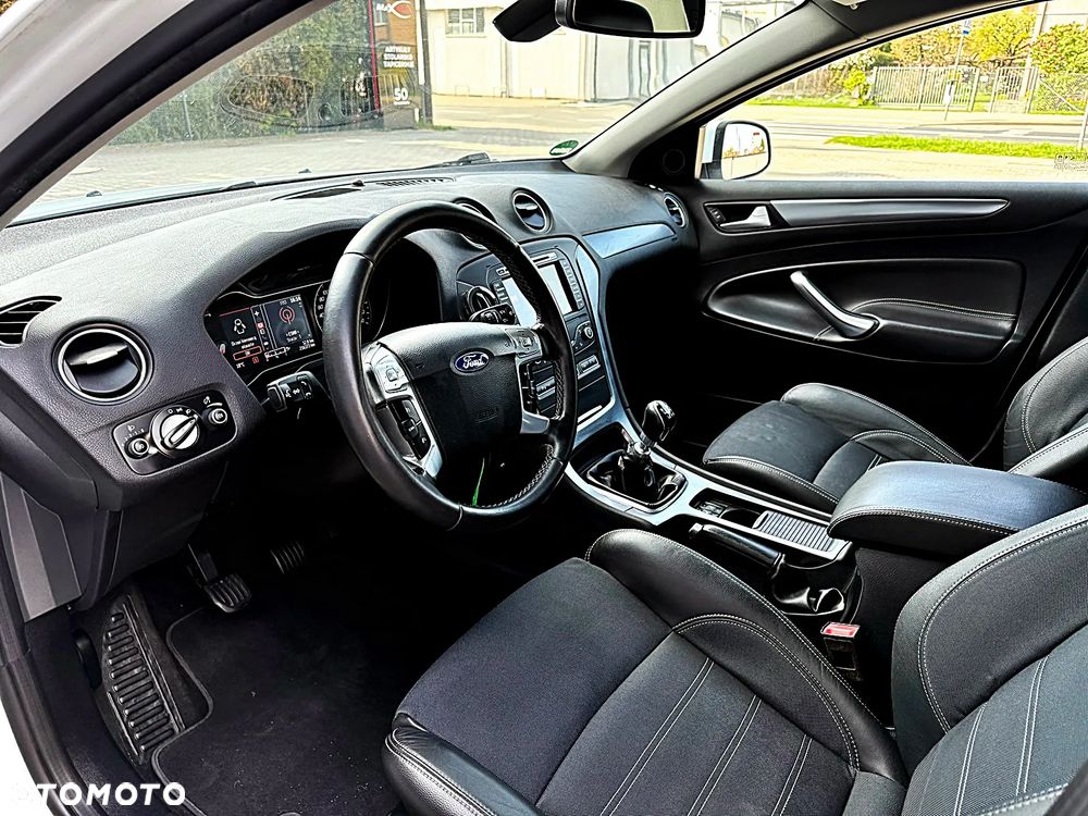 Ford Mondeo 2.0 TDCi Titanium - 18