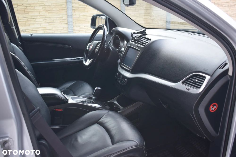 Fiat Freemont 2.0 Multijet Lounge AWD - 3