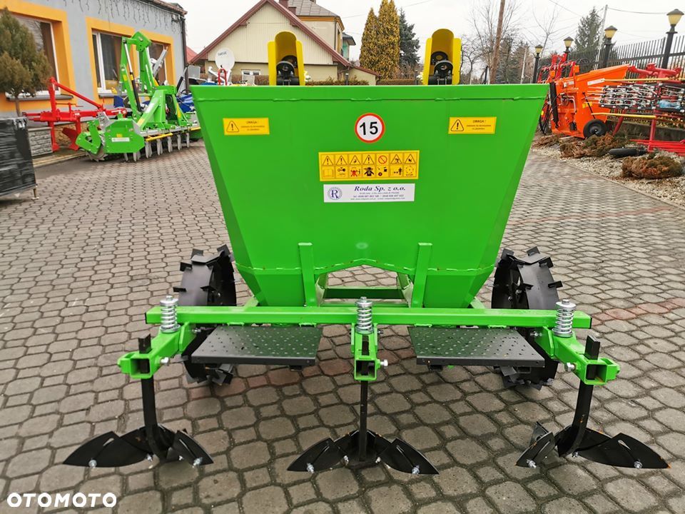 Sadzarka do ziemniaków dwurzędowa z dozownikiem (opcja) - 5
