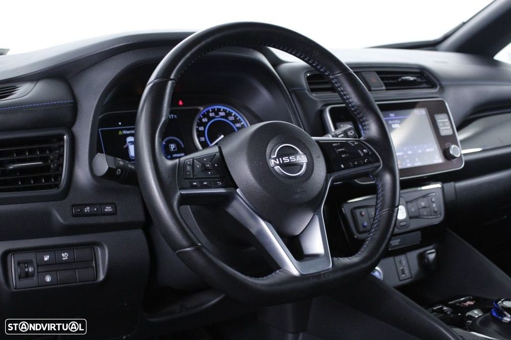 Nissan Leaf N-Connecta - 22