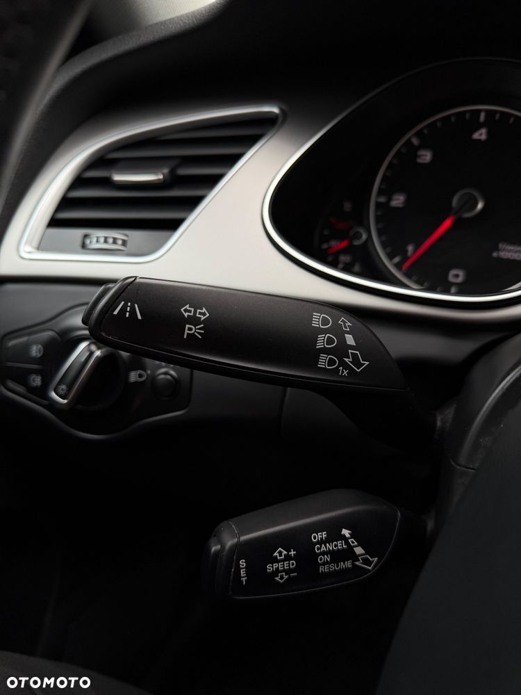 Audi A4 Avant 2.0 TDI DPF clean diesel Attraction - 19