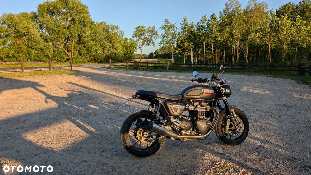 Triumph Speed Twin - 8
