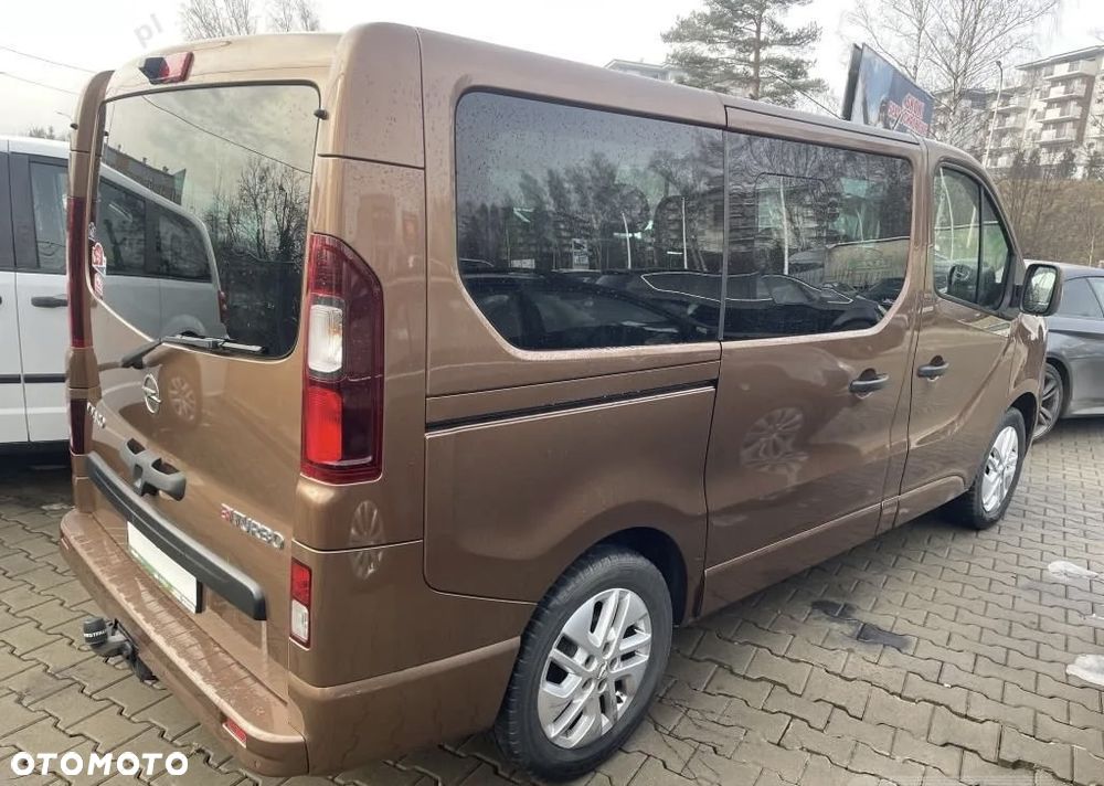 Opel Vivaro - 5