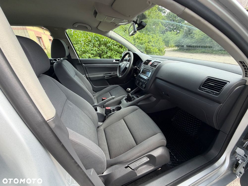 Volkswagen Golf 1.6 Edition - 21