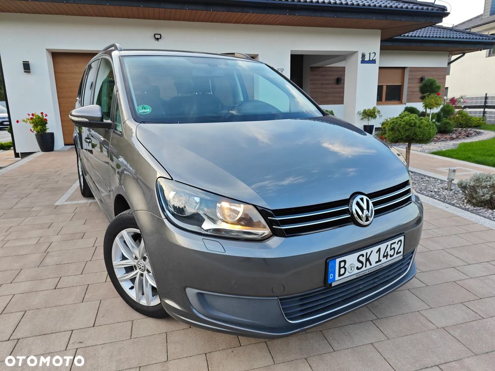 Volkswagen Touran - 4