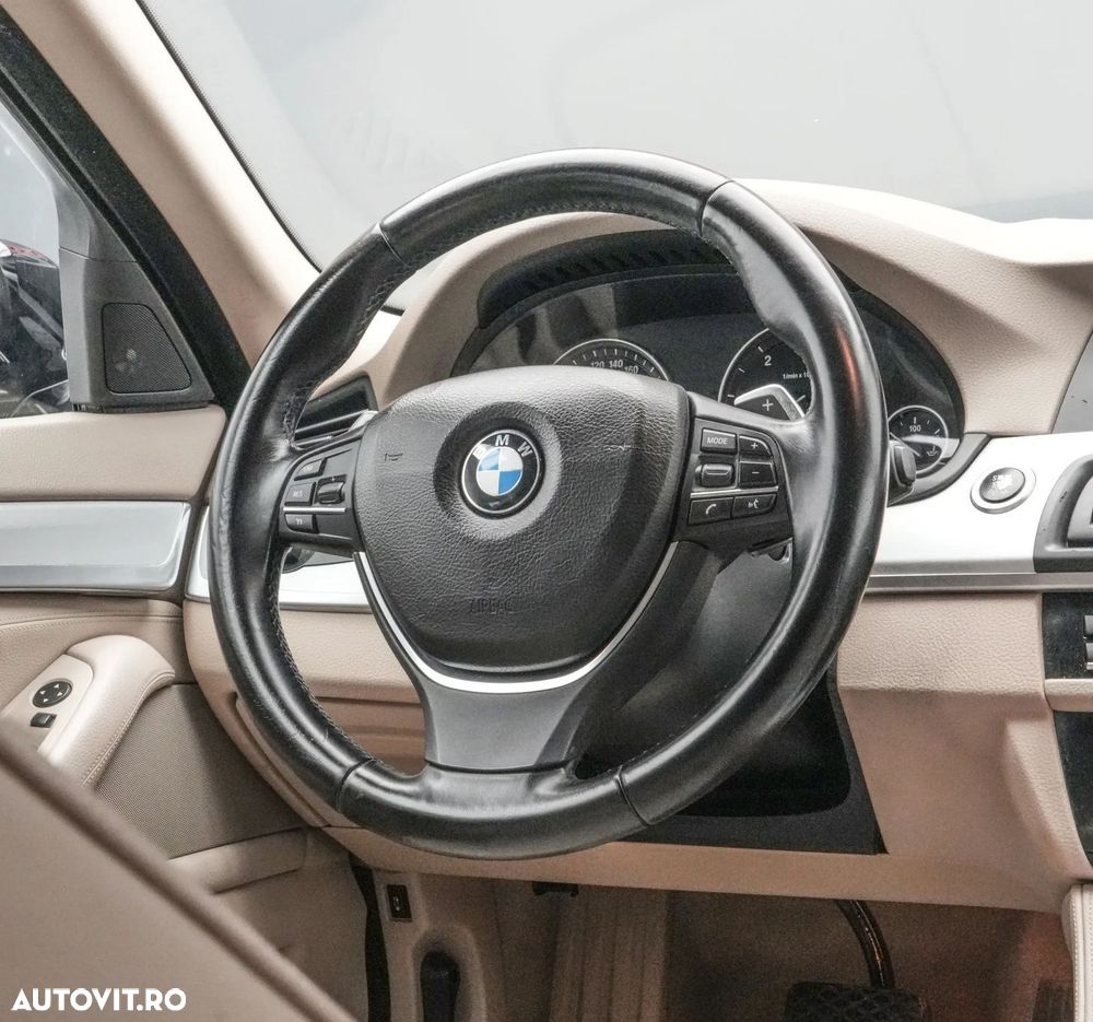 BMW Seria 5 530d xDrive - 18