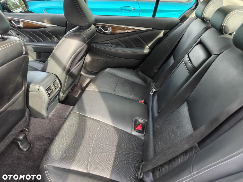 Infiniti Q50 Q50S Sport - 10