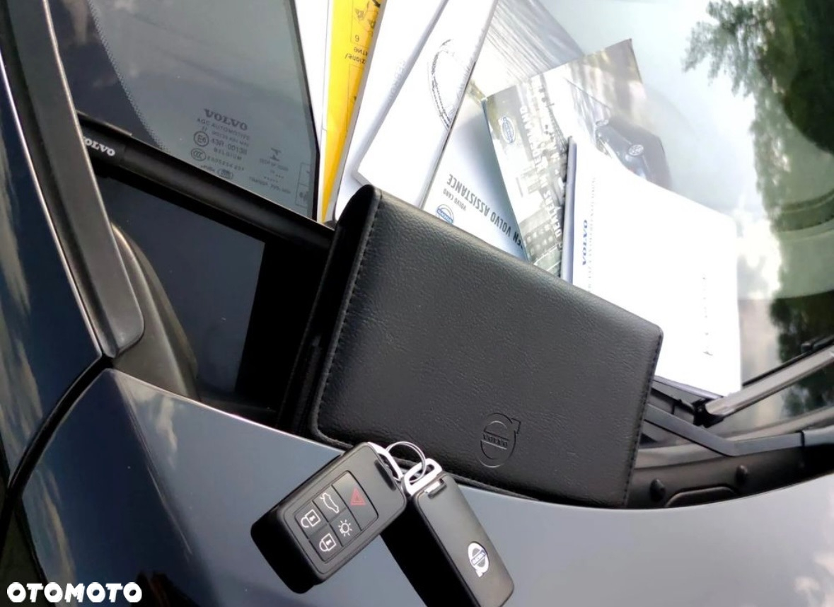 Volvo V40 D2 Drive-E R-Design Kinetic - 32