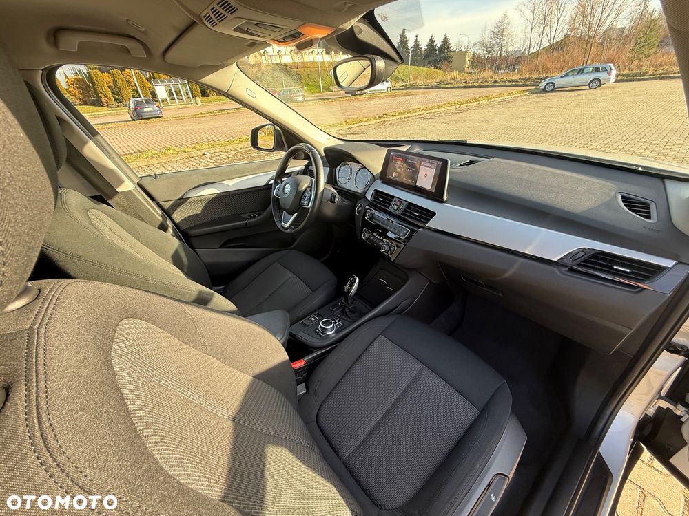 BMW X1 sDrive18d Business Edition - 10