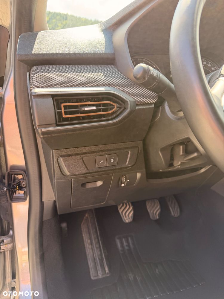Dacia Sandero Stepway 1.0 TCe Extreme - 8