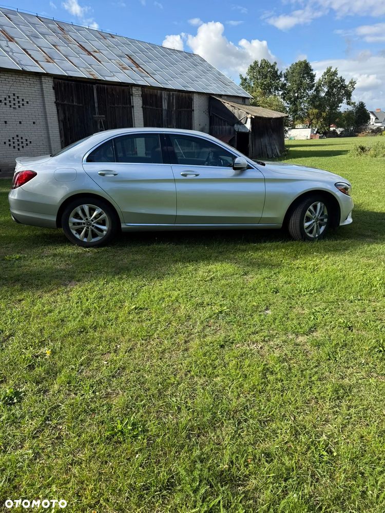 Mercedes-Benz Klasa C 300 4Matic 9G-TRONIC Avantgarde - 7