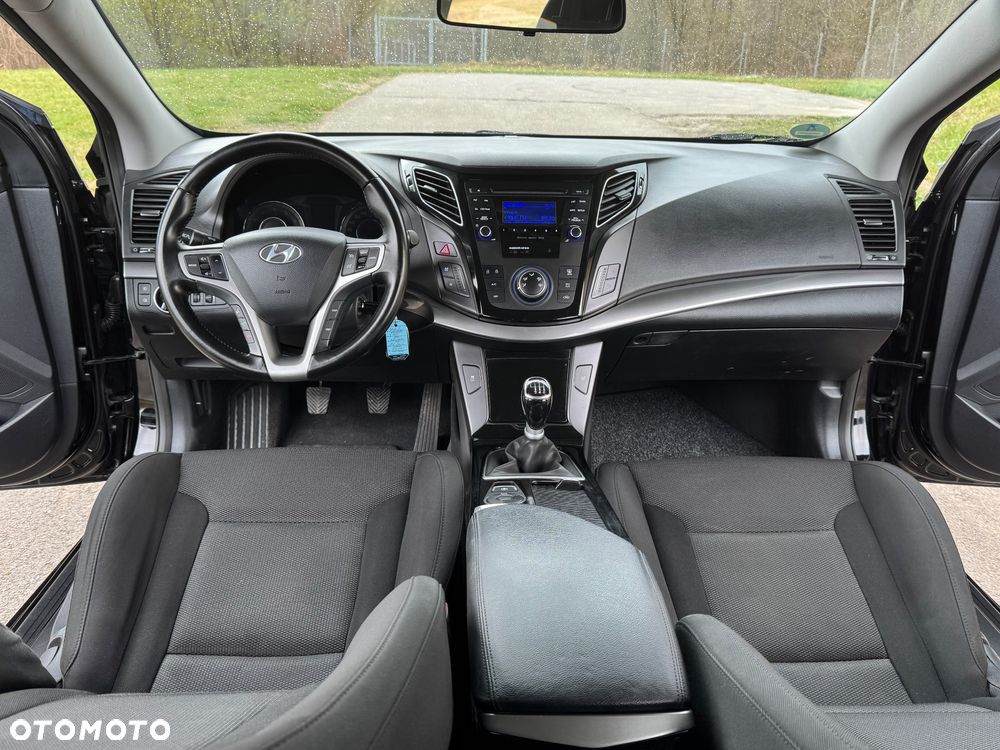 Hyundai i40 Kombi 1.6 Classic - 32