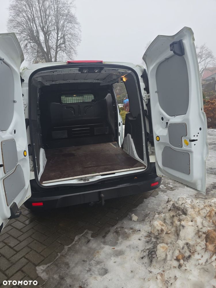 Ford Transit Connect - 13