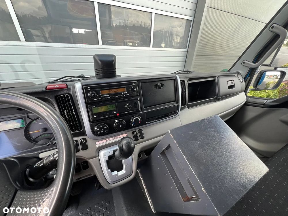 Mitsubishi FUSO CANTER 7C18 KONTENER+WINDA - 18