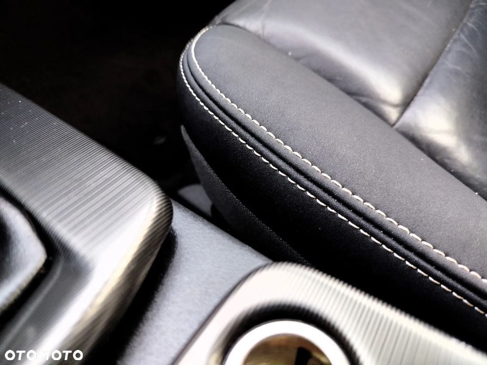 Volvo C30 D2 R-Design Start-Stop - 29