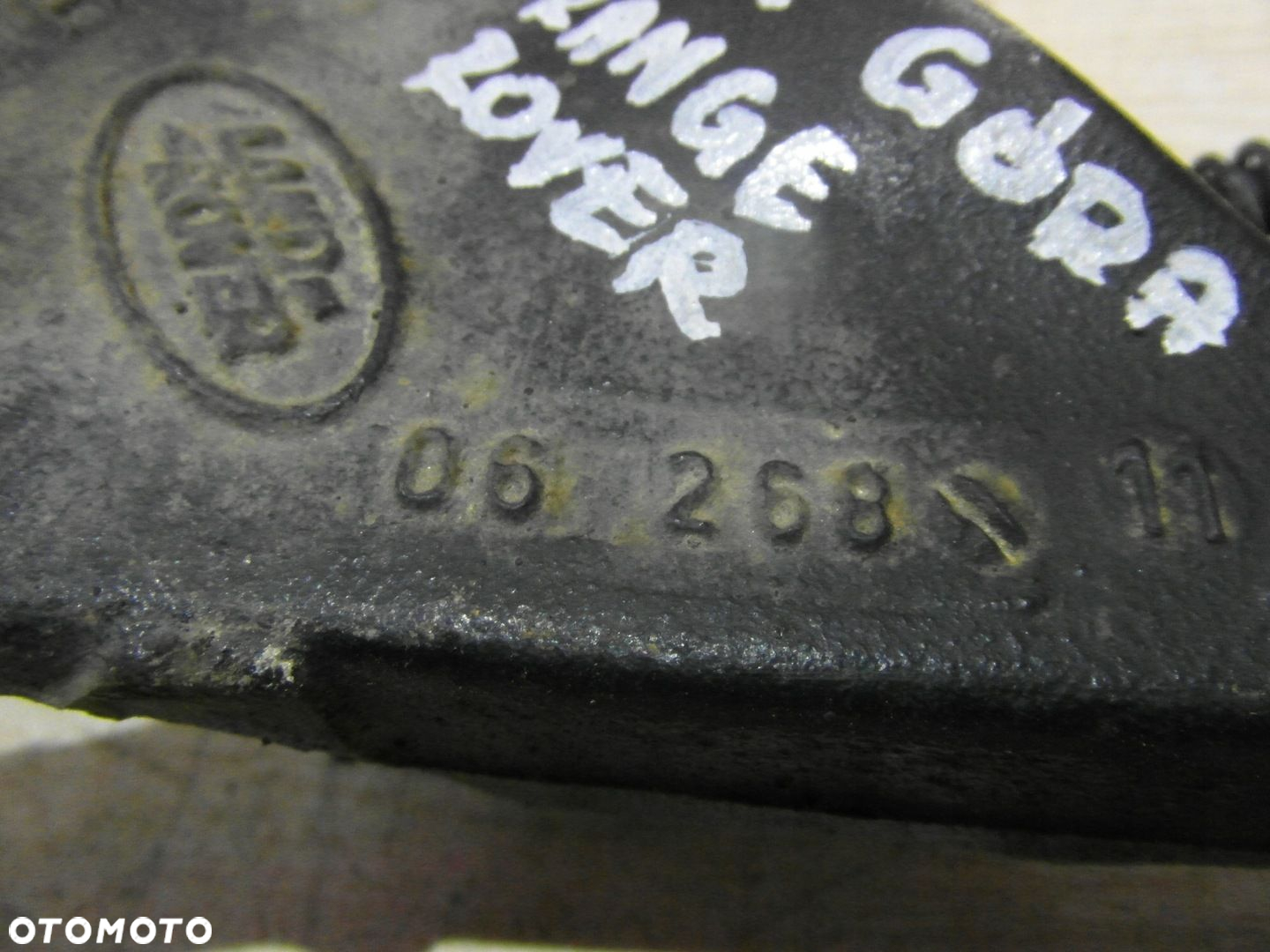 WAHACZ PRZÓD GÓRA GÓRNY RANGE ROVER SPORT 05-09r - 14