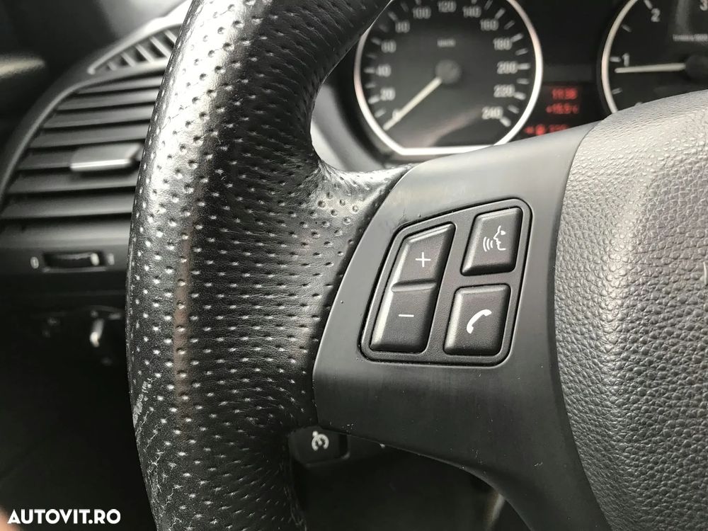 BMW Seria 1 118d Sport Line - 19
