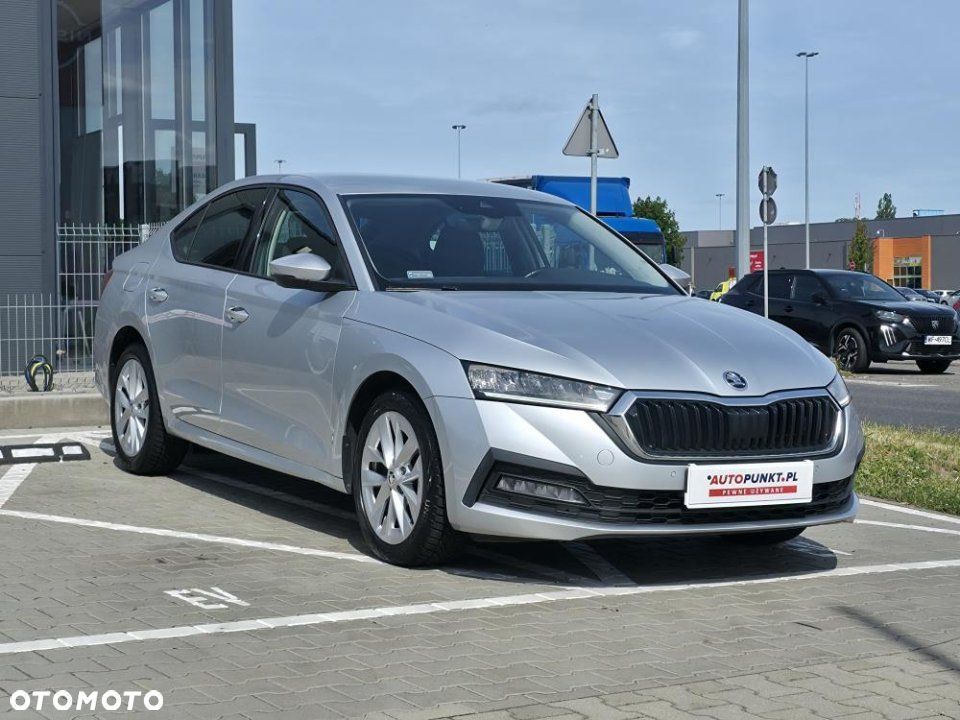 Skoda Octavia - 3