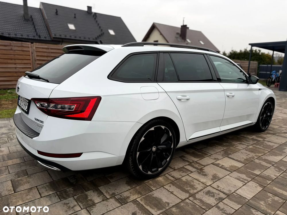 Skoda Superb 2.0 TDI 4x4 Sportline DSG - 5