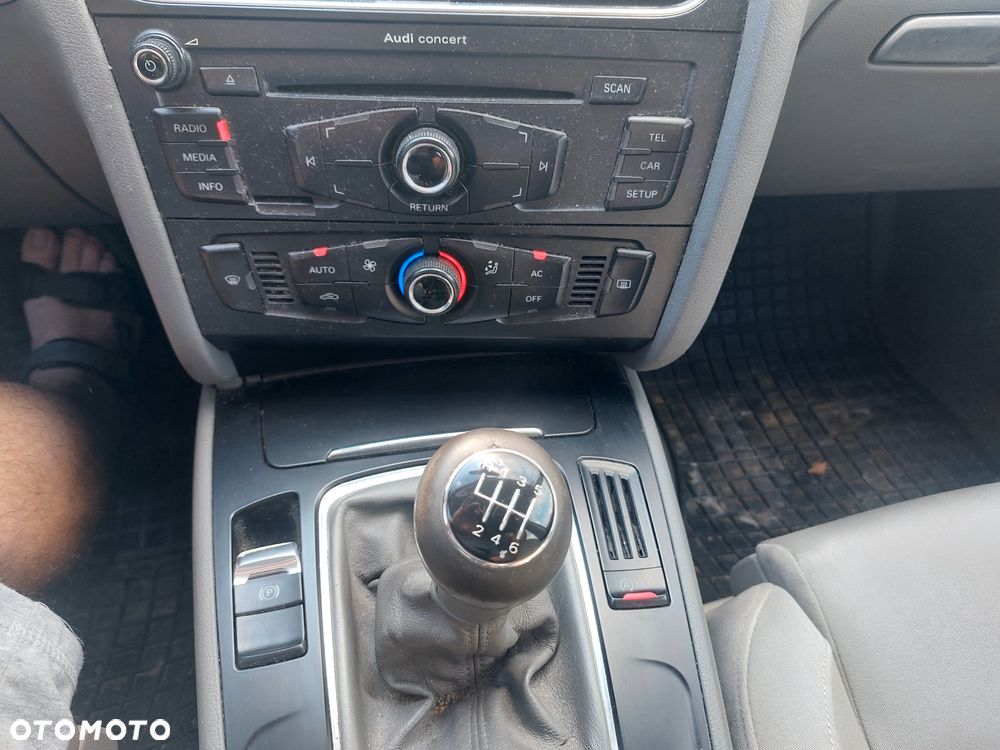 Audi A4 Limousine 2.0 TDI - 16