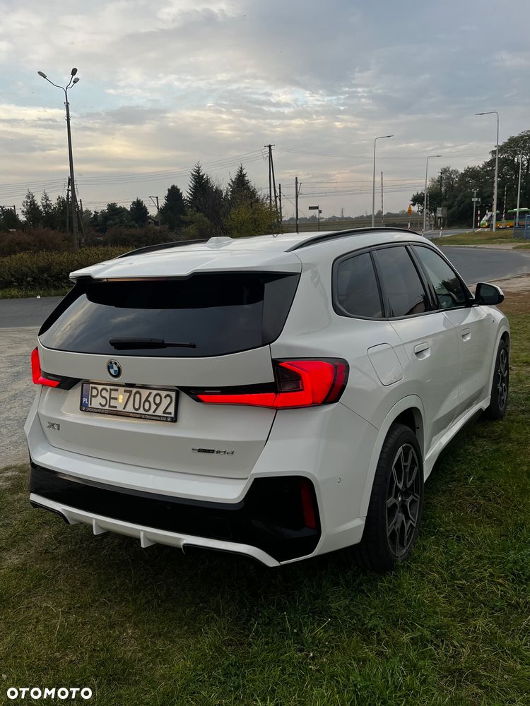 BMW X1 2022 photo 4