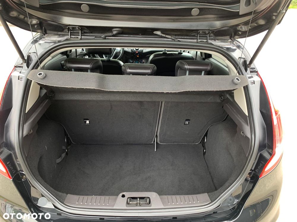Ford Fiesta 1.0 EcoBoost STart-Stop Titanium - 14